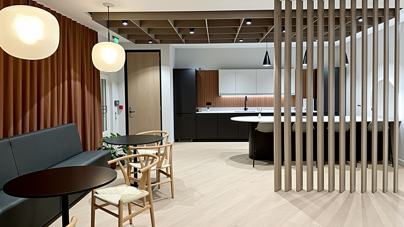 41 Eastcheap - 04 image