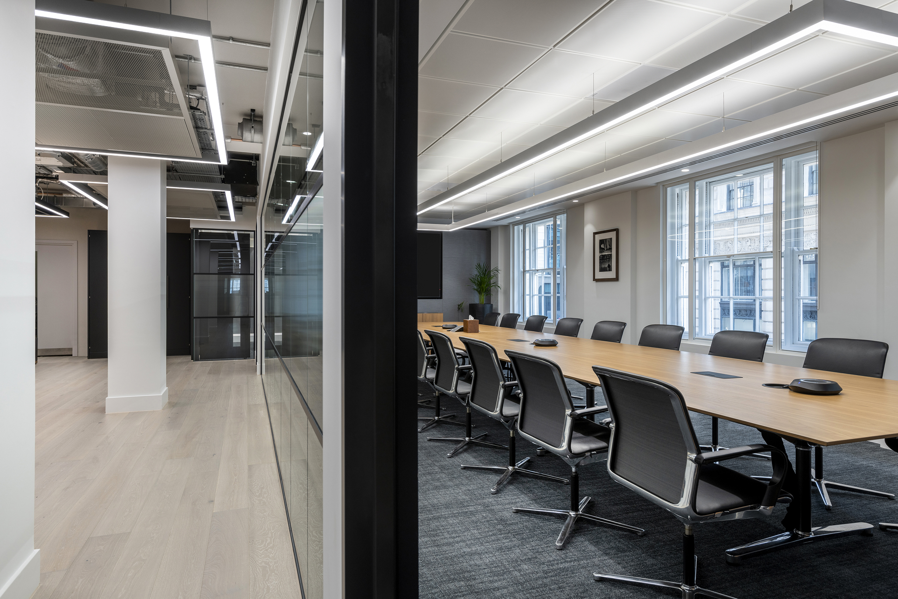 Mayfair Con Client Boardroom